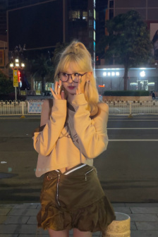 职场妻子出轨中字观看